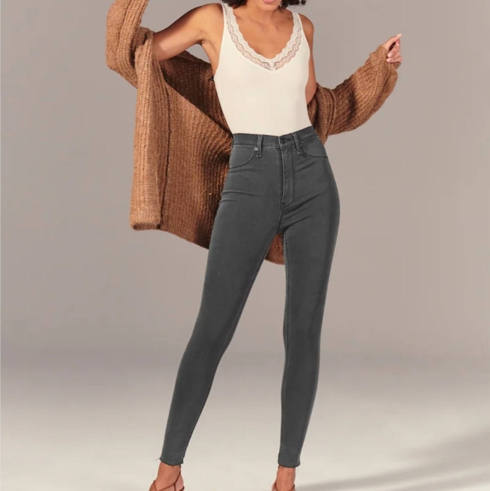 Abercrombie & Fitch Ultra High Rise Jean Leggings
